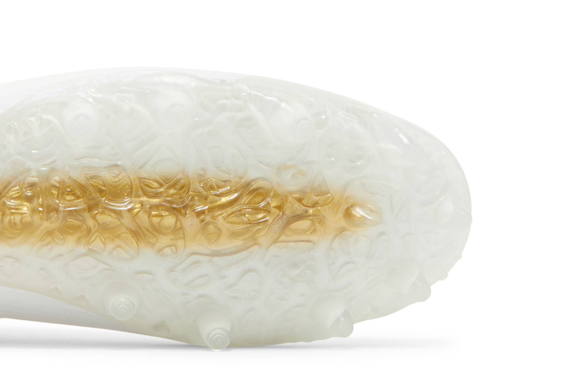 Purchase Under Armour Blur Smoke 'Putih Emas Metalik' 3024015-105