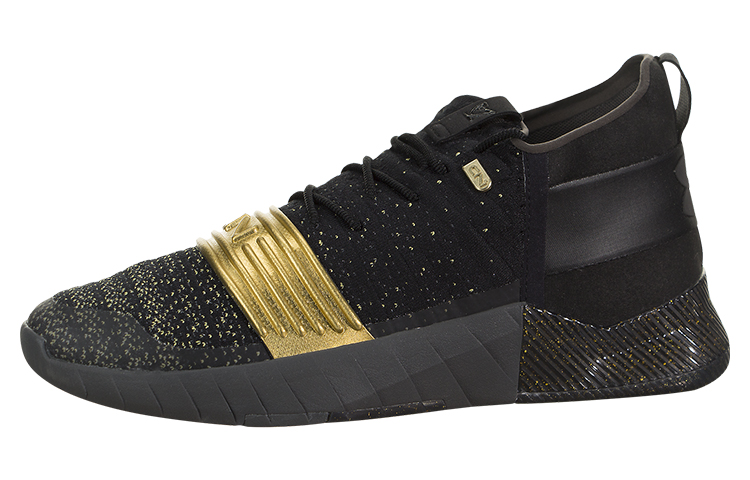 Under Armour C1N Trainer 'Black Metallic Gold' 3000233-001