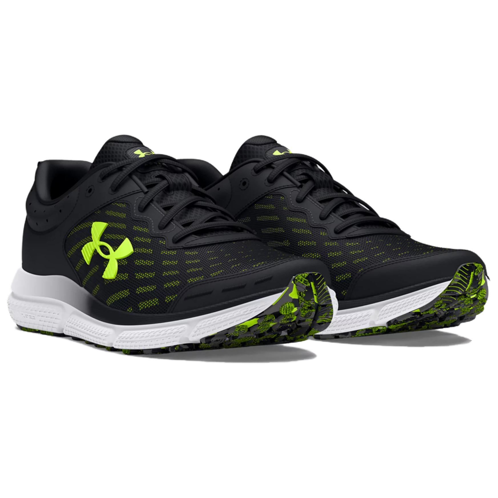 Lookbook 언더아머 차지드 어썰트 10 블랙/형광노랑 3026175-007