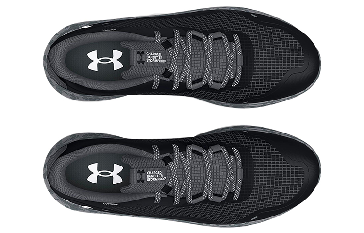 Lookbook Under Armour Charged Bandit Trail 2 'Hitam Kelabu Pitch Camo' 3024725-003