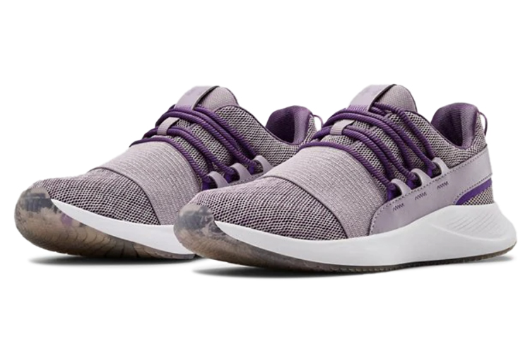 Lookbook Under Armour Charged Breathe ''Weltfrauentag'' 3022805-500