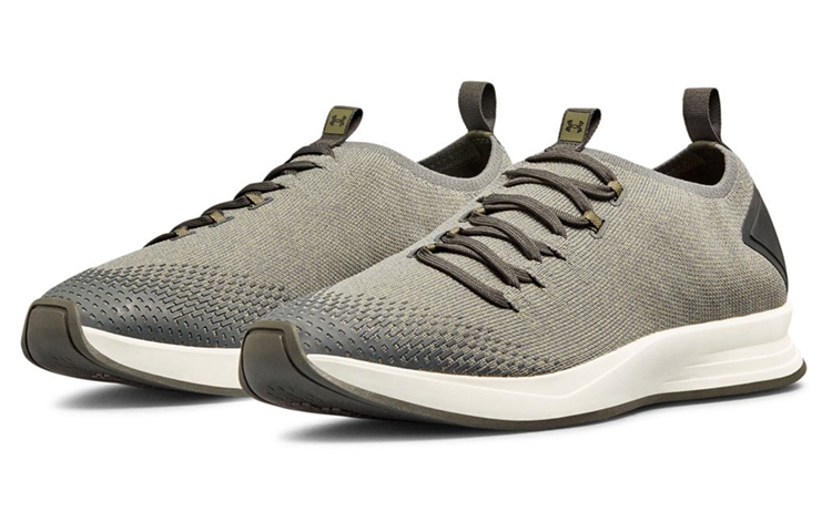 Lookbook Under Armour Charged Covert Knit ''Braun'' 3019955-301