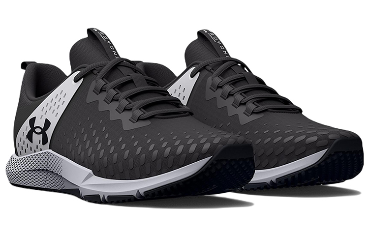 Lookbook UAチャージド エンゲージ2 ジェットグレー 3025527-100