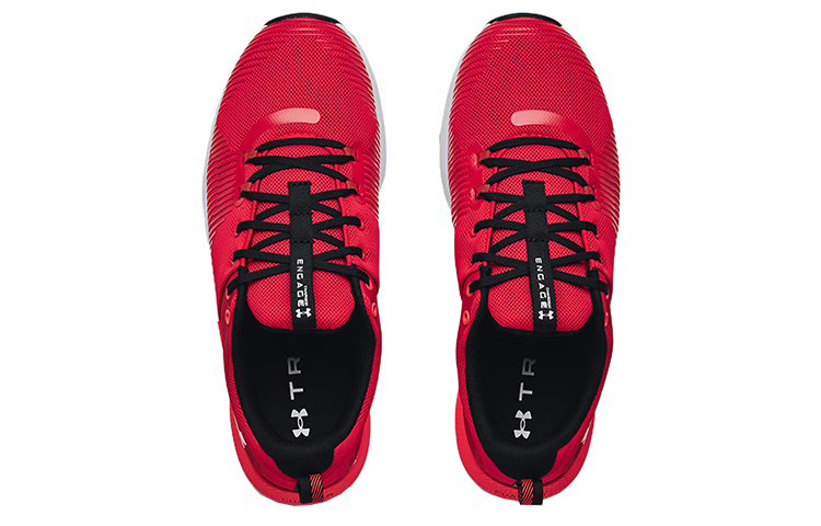 Shop 安德玛 Charged Engage '红色测试版'运动鞋 3022616-601