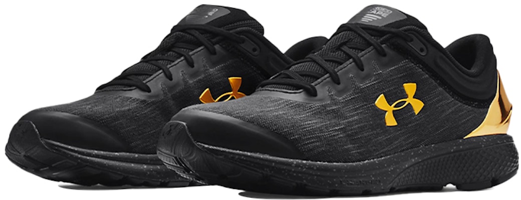 언더아머 차지드 이스케이프 3 에보 크롬 블랙 3024620-001 Lookbook 언더아머 차지드 이스케이프 3 에보 크롬 블랙 3024620-001