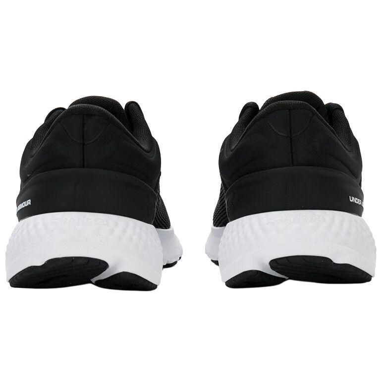 Shop アンダーアーマー チャージド エスケープ 4 'コンフォートブラック' 3028234-002 3028234-002