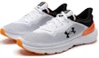 Lookbook Under Armour Charged Escape 4 Knit 'Putih Hitam' 3026521-100