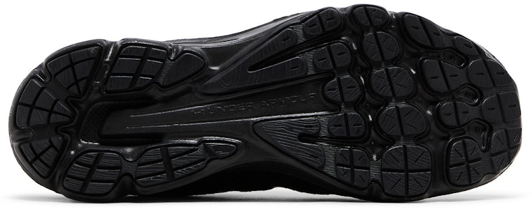 安德玛 Charged Gemini“三重黑” 3026501-002 Shop 安德玛 Charged Gemini“三重黑” 3026501-002