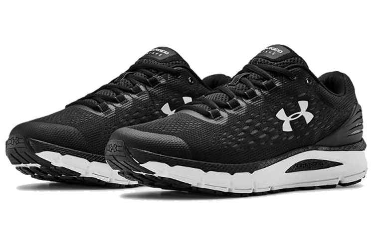 Lookbook Under Armour Charged Intake 4 'Hitam' 3022591-001