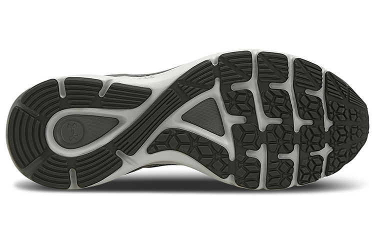 Shop Under Armour Charged Skyline 2 'Hitam' Sneakers 3024672-001