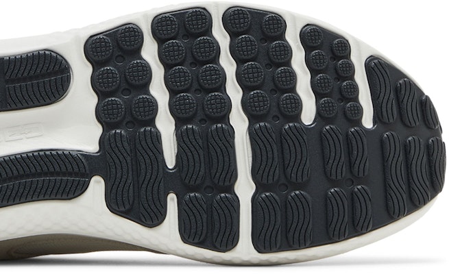 Under Armour Charged Versurge 「峰頂白」 3028372-105 Purchase Under Armour Charged Versurge 「峰頂白」 3028372-105