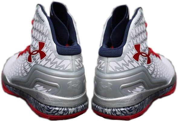 Under Armour Clutchfit Drive 'Team USA Home' Lelaki. 1246931-141 Lookbook Under Armour Clutchfit Drive 'Team USA Home' Lelaki. 1246931-141