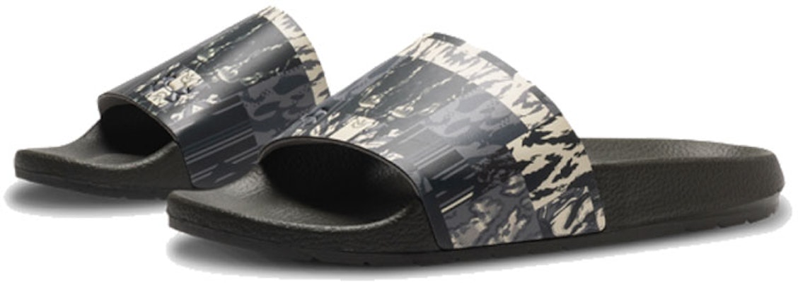 Under Armour Core Remix Striker Sandal Hijau 3023235-300 Lookbook Under Armour Core Remix Striker Sandal Hijau 3023235-300