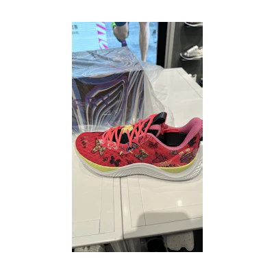 UA Curry 10 'Girl Dad'