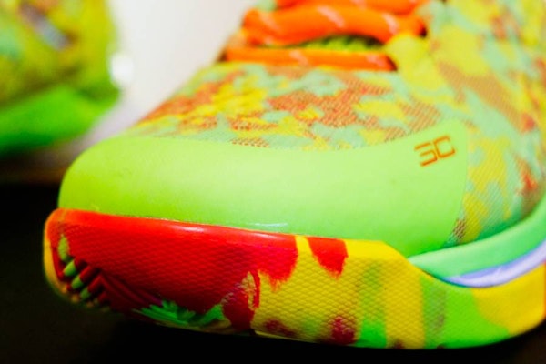 Under Armour Curry 1 'Candy Reign' Sepatu Basket 1258723-390 Lookbook Under Armour Curry 1 'Candy Reign' Sepatu Basket 1258723-390