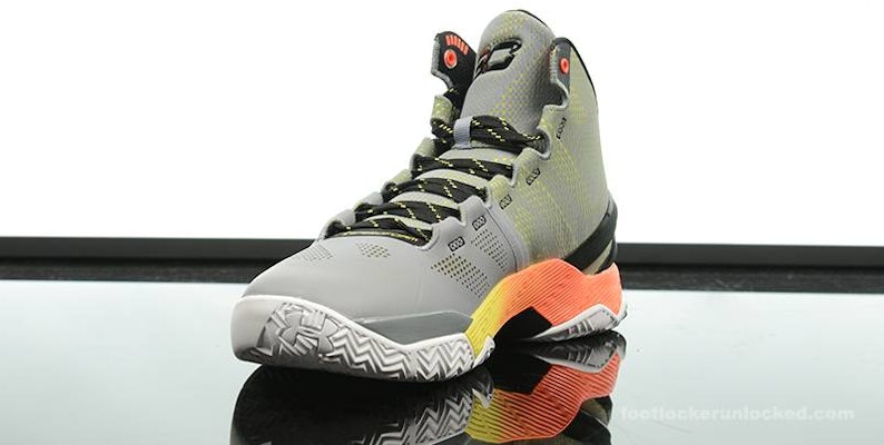 安德玛 库里2代 '铁磨铁' 1259007-035 Lookbook 安德玛 库里2代 '铁磨铁' 1259007-035