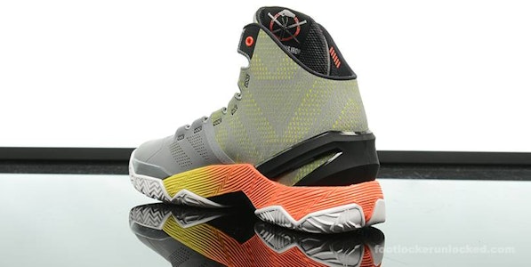 Under Armour Curry 2 'Iron Sharpens Iron' Sepatu Basket Pria 1259007-035 Shop Under Armour Curry 2 'Iron Sharpens Iron' Sepatu Basket Pria 1259007-035