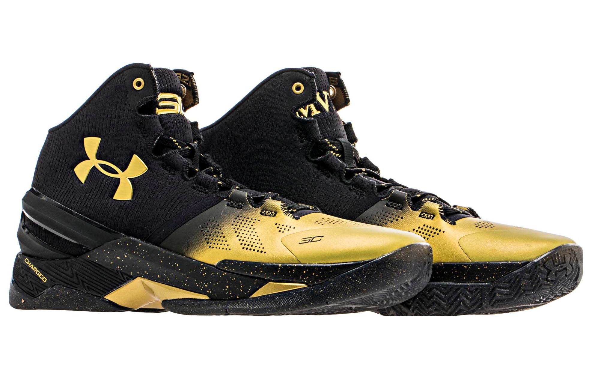 Sizing 安德玛 Curry 2 MVP 连续MVP背靠背版 1300015-001