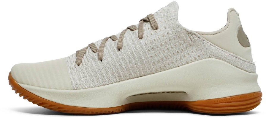 (小学) Under Armour Curry 4 Low '米色口香糖' 3020739-103 Lookbook (小学) Under Armour Curry 4 Low '米色口香糖' 3020739-103