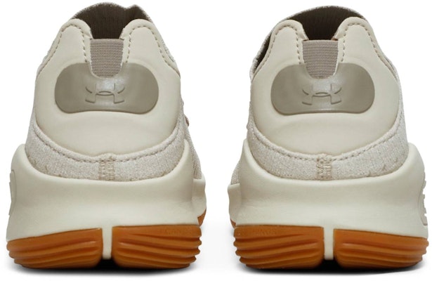 (小学) Under Armour Curry 4 Low '米色口香糖' 3020739-103 Details for (小学) Under Armour Curry 4 Low '米色口香糖' 3020739-103