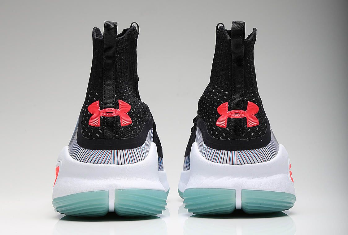 Lookbook Under Armour Curry 4 Meer Magie 1298306-016