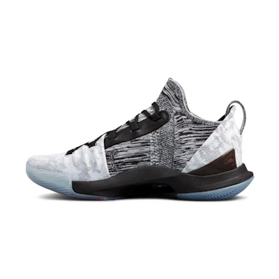 UA Curry 5 'International Smoke'