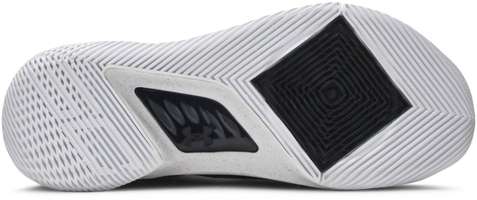 Under Armour Curry 5 黑銀 3020657-101 Shop Under Armour Curry 5 黑銀 3020657-101