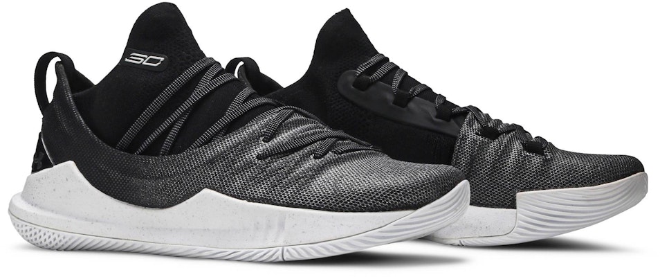 Under Armour Curry 5 黑銀 3020657-101 Cheap Under Armour Curry 5 黑銀 3020657-101