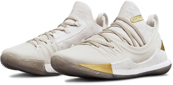 언더아머 커리 5 화이트 골드 (Under Armour Curry 5 White Gold) 3020657-100 Lookbook 언더아머 커리 5 화이트 골드 (Under Armour Curry 5 White Gold) 3020657-100