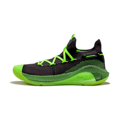 UA Curry 6 'Christmas In The Town'