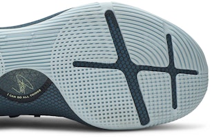 安德玛 Curry 6 国际大道篮球鞋 3020612-402 Purchase 安德玛 Curry 6 国际大道篮球鞋 3020612-402