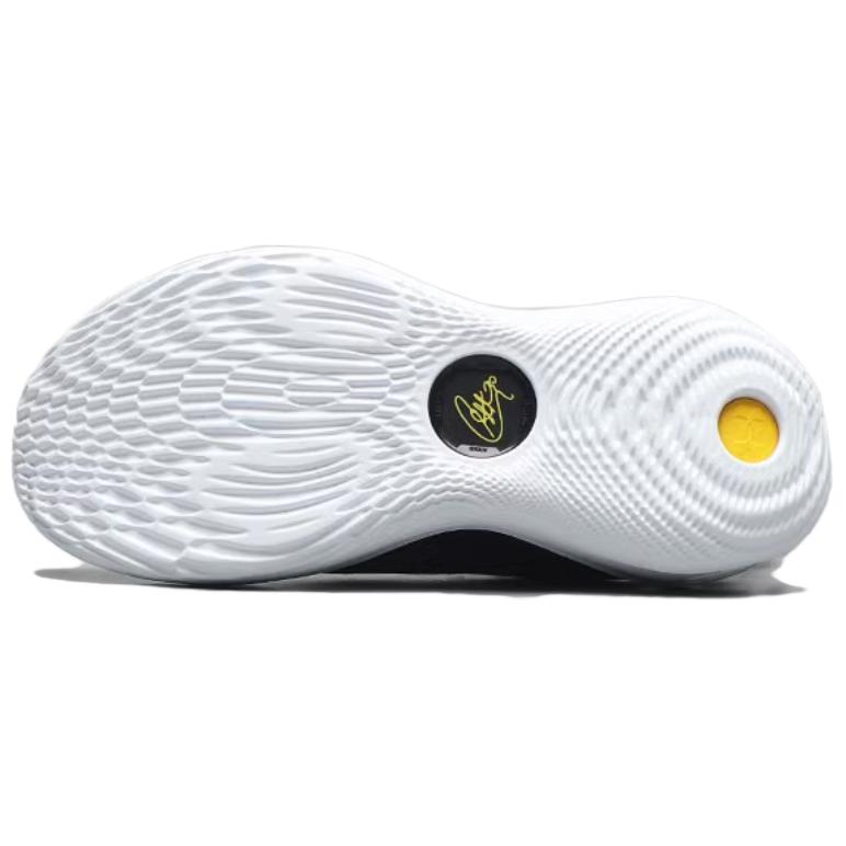 Shop アンダーアーマー カリー フロー 12 'ダブネーション' 3027630-001