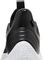 安德玛 Curry Flow 9 团队版 '黑色' 3025631-001 Sizing 安德玛 Curry Flow 9 团队版 '黑色' 3025631-001