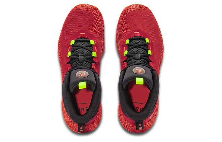 Lookbook Under Armour Curry HOVR Splash Rojo 3024719-601