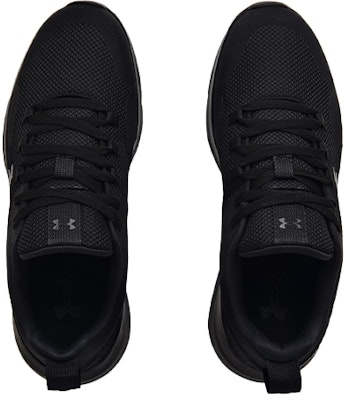 UAエッセンシャル トリプルブラック 3022954-004 Shop UAエッセンシャル トリプルブラック 3022954-004