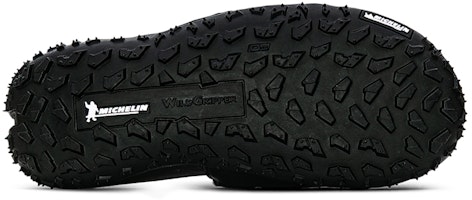 Under Armour Fat Tire Slides 'Hitam' 3023749-002 Purchase Under Armour Fat Tire Slides 'Hitam' 3023749-002