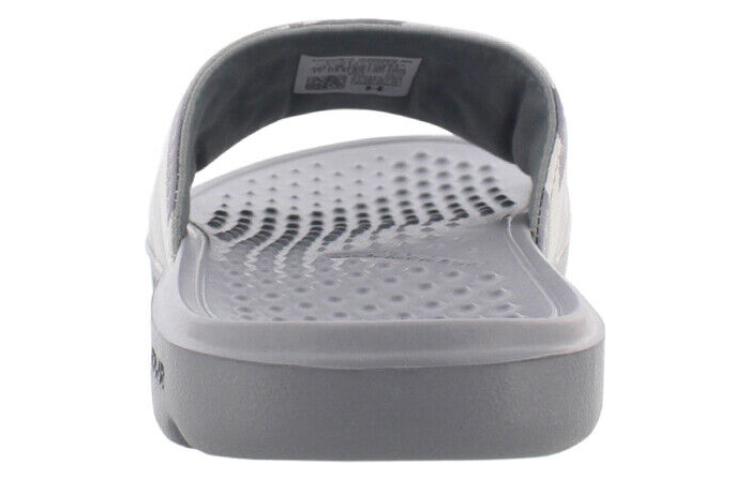 Shop 安德玛闪光便鞋拖鞋“银色” 1287407-001