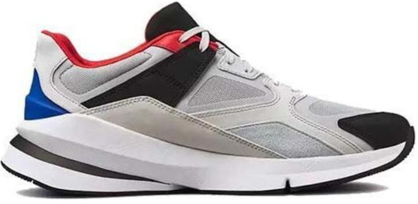 安德玛 Forge 96 白灰黑 手提鞋 3021085-101 Order 安德玛 Forge 96 白灰黑 手提鞋 3021085-101