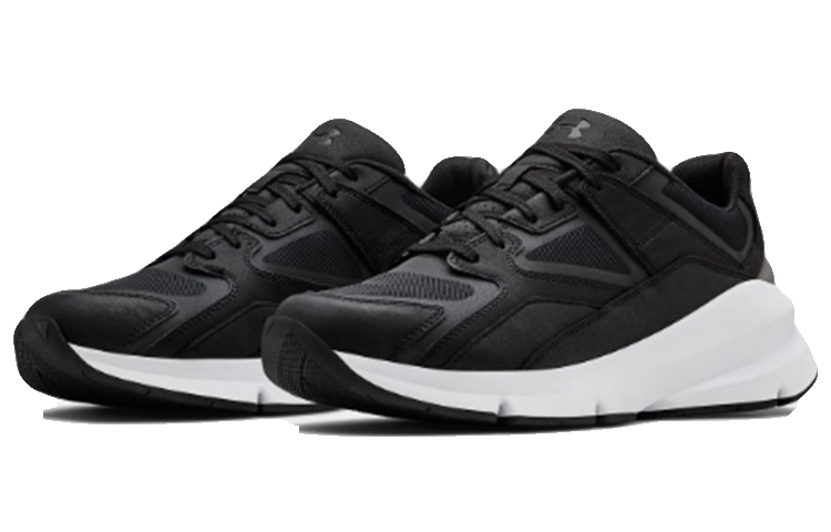 Lookbook Under Armour Forge 96 CLRSHFT ''Zwart'' 3022281-001