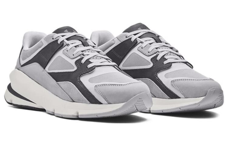 Shop Under Armour Forge Low 'Gris' 3027718-106