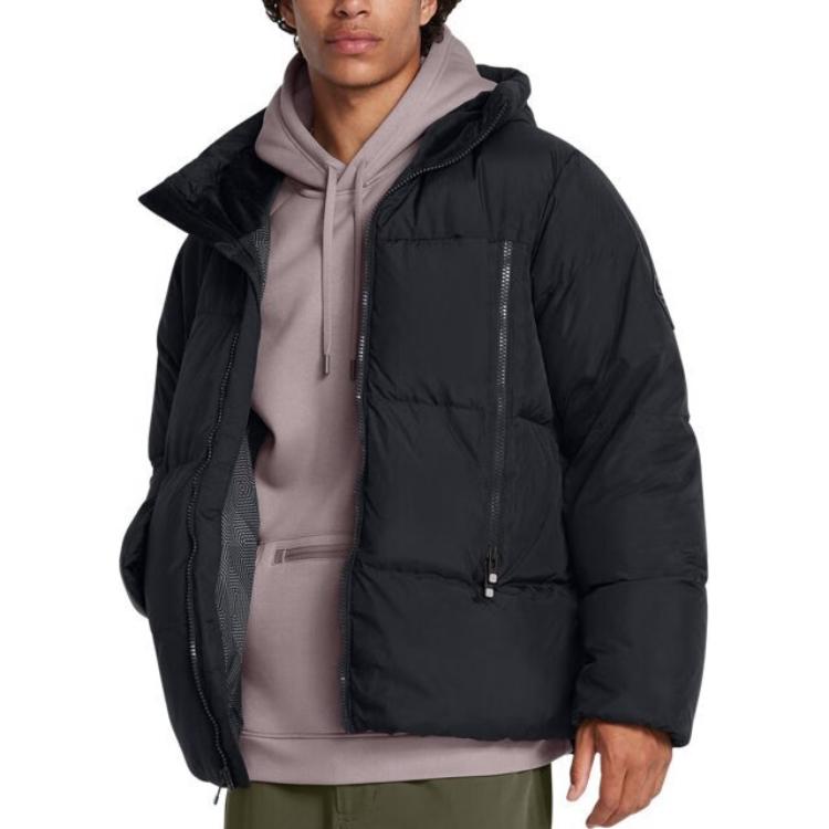 Shop アンダーアーマー FW25 リミットレス ブラックダウンジャケット - スタイリッシュで暖か快適。 1384641-001