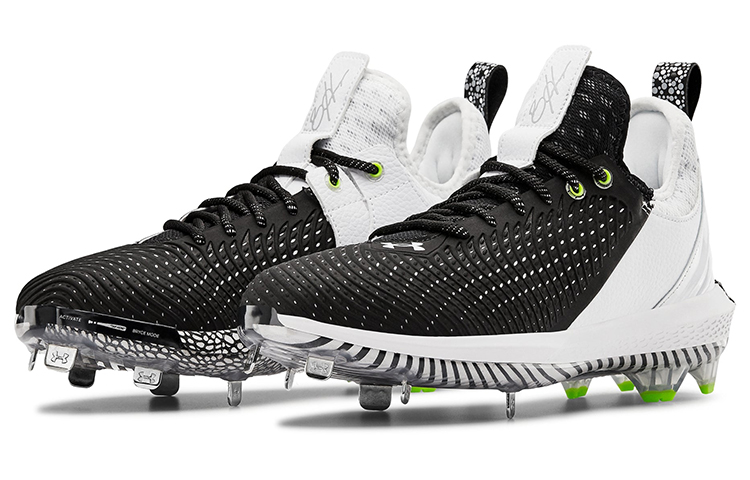 Lookbook Under Armour Harper 5 Low St 'Black White' 3023001-001