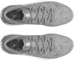 UAハーパー8 エリート TPU (グレー/白) 3026591-105 Shop UAハーパー8 エリート TPU (グレー/白) 3026591-105