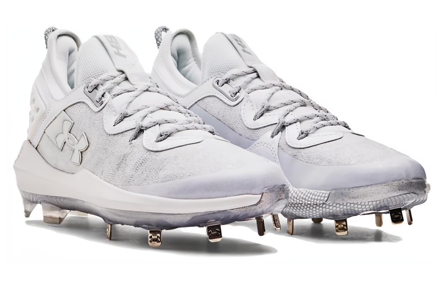 Order UAハーパー8 Low ST 白/グレー 3026588-106