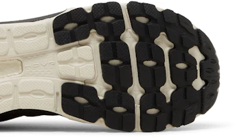 Purchase Under Armour HOVR Infinite 3 ''Camouflage - Schwarz Zelt'' 3025165-001