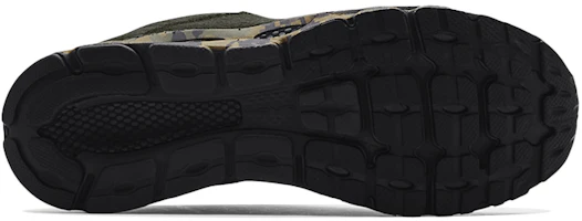 Purchase Under Armour HOVR Infinite 3 ''Grünes Camo'' 3024001-301