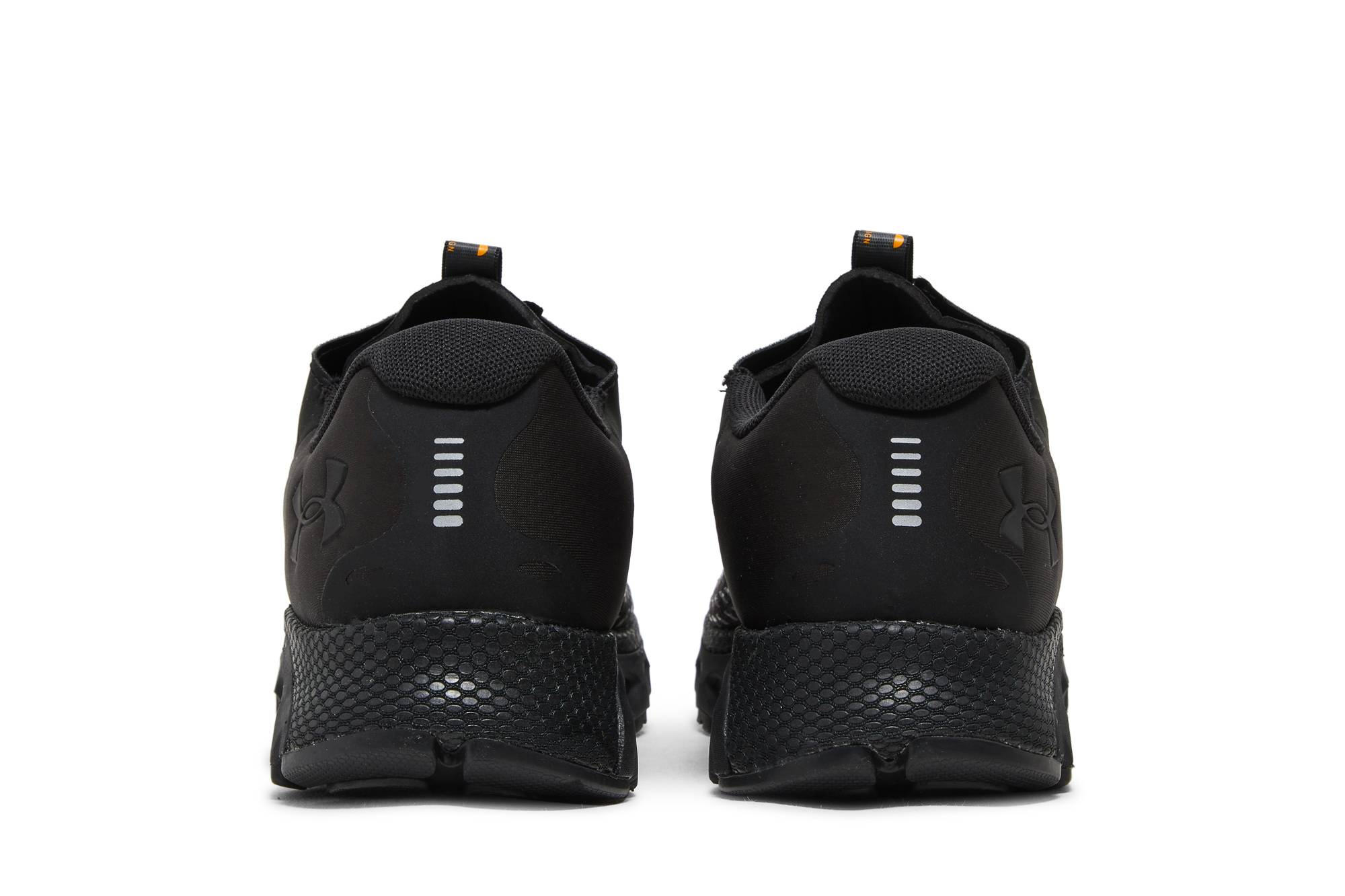 Details for UAホバー インフィニット3 ストーム (ブラック) 3024223-001