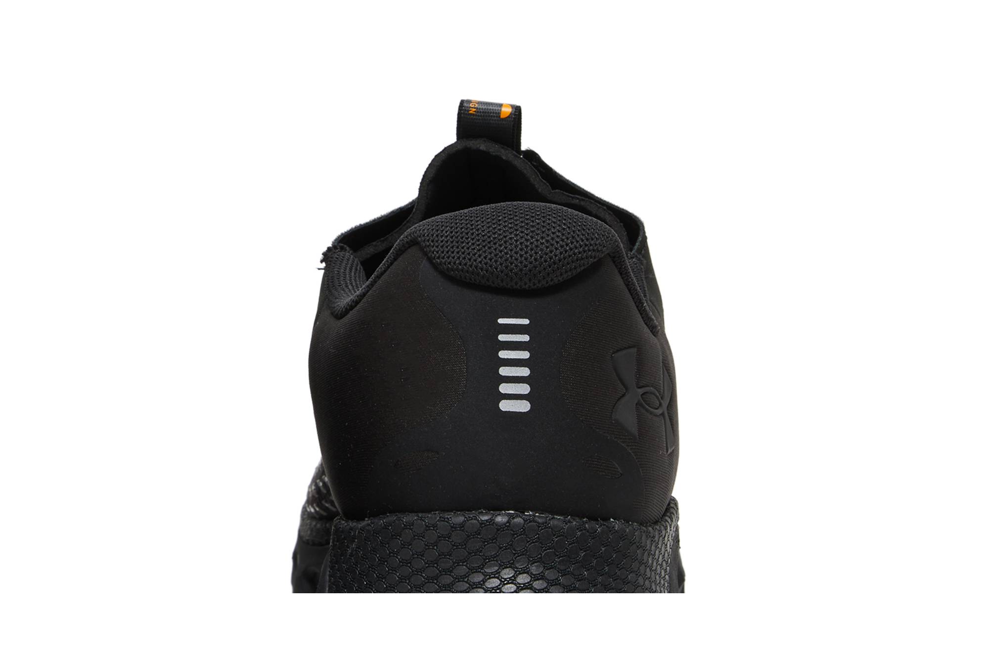 Sizing UAホバー インフィニット3 ストーム (ブラック) 3024223-001