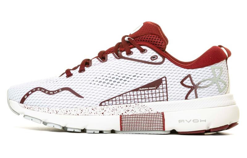 Buy 安德玛 HOVR Infinite 5 南卡罗来纳大学配色跑鞋 3027421-101