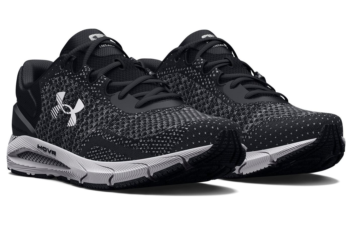 Lookbook 安德瑪 HOVR Intake 6 '黑白' 3026134-001